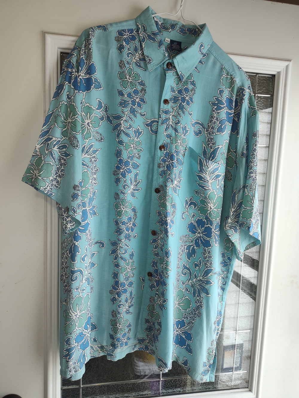 Aqua Blue Hawaiian Floral Men’s Button-Up Shirt EUC